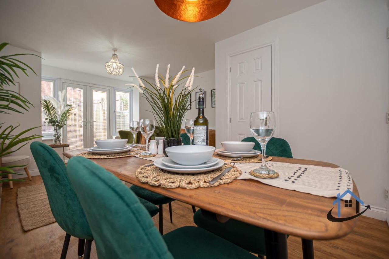 Ironside House, Thrapston King Or Twin Beds, Free Parking, Workspace, Corporates, Sleeps 8 Exterior photo