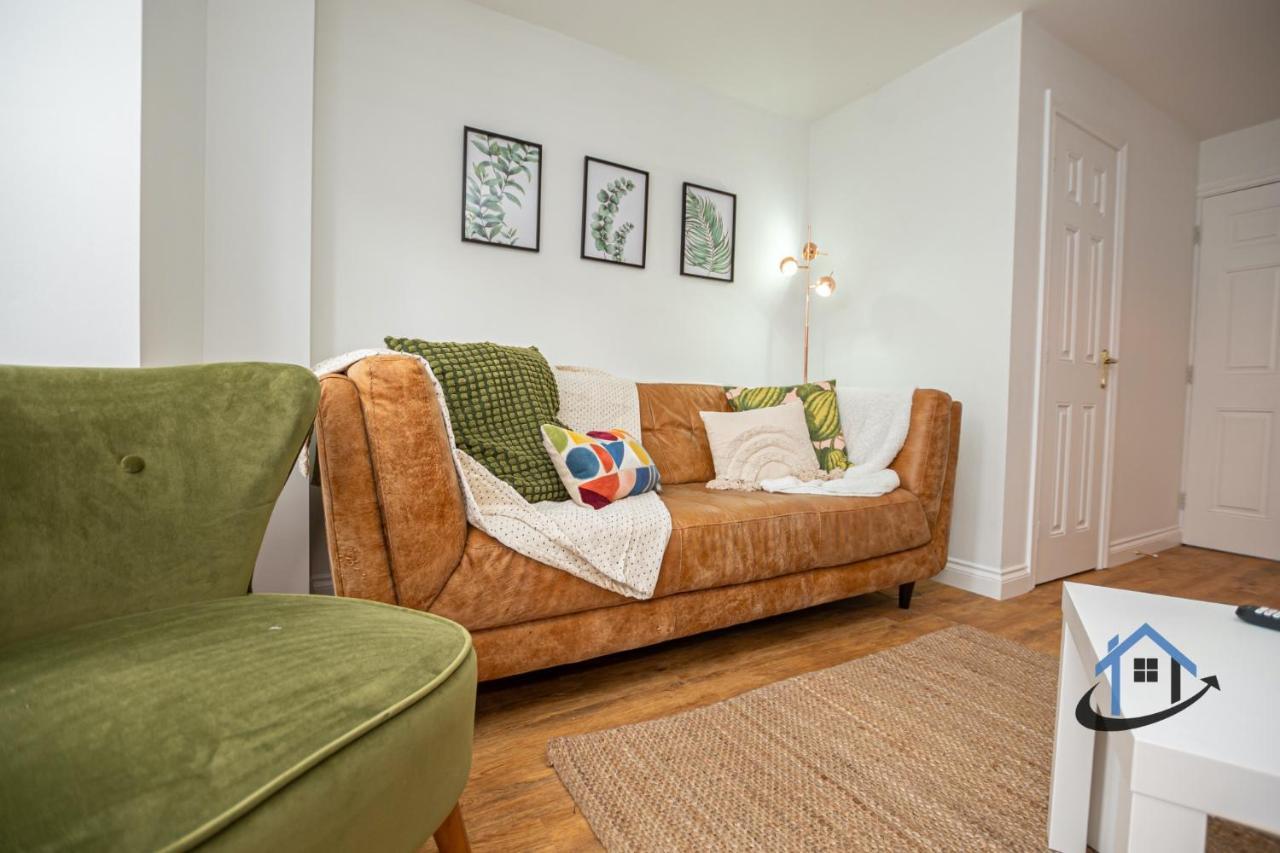 Ironside House, Thrapston King Or Twin Beds, Free Parking, Workspace, Corporates, Sleeps 8 Exterior photo